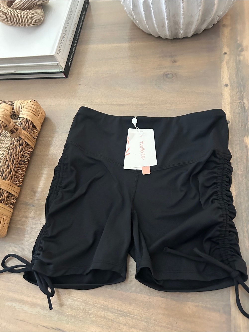 High-Waist Black Ruched Side Bike Shorts Women’s Large NWT